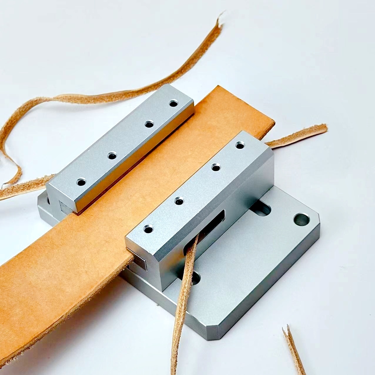 Mesin Pemotong Tepi Sabuk, Ala - Leatherwork Craft ulasan dan harga